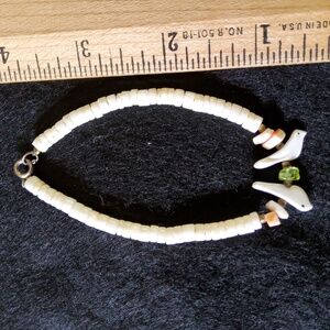 Vintage Puka Shell Fetish Bracelet Birds 7 in.